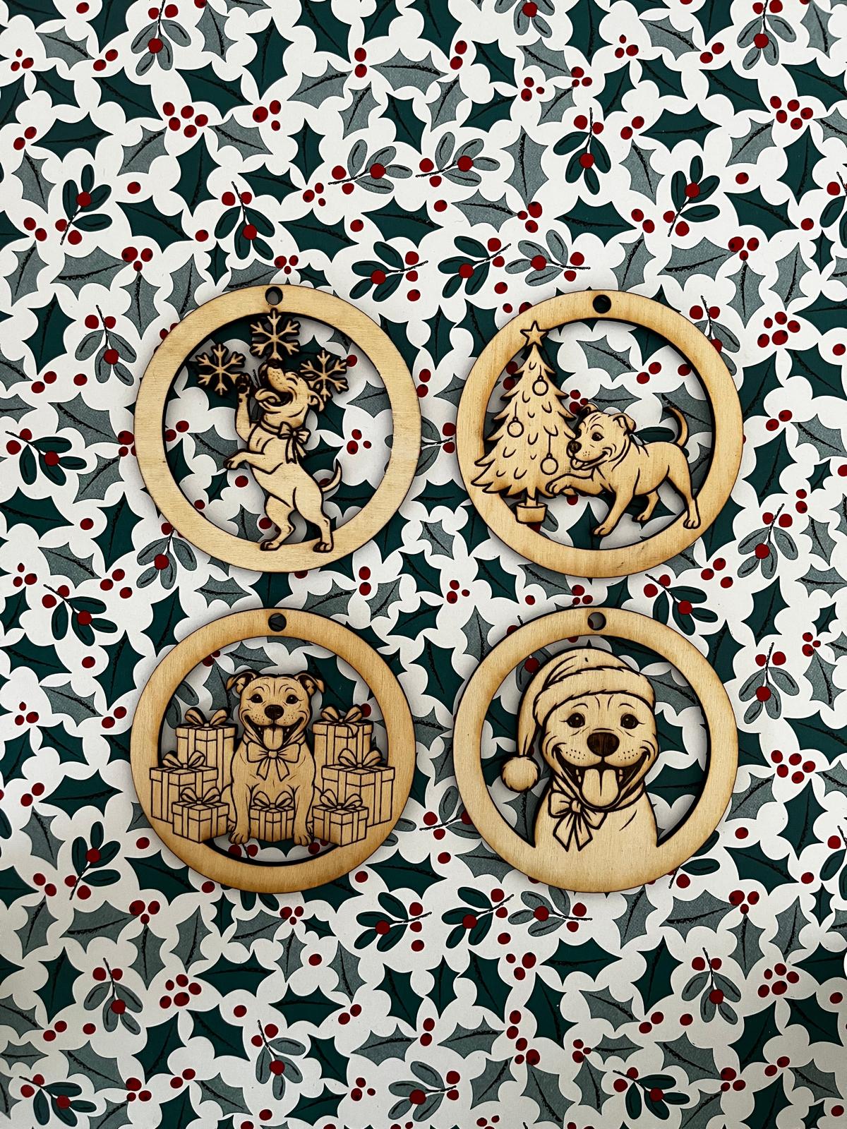 Stafordšírský bulteriér sada vánočních ozdob